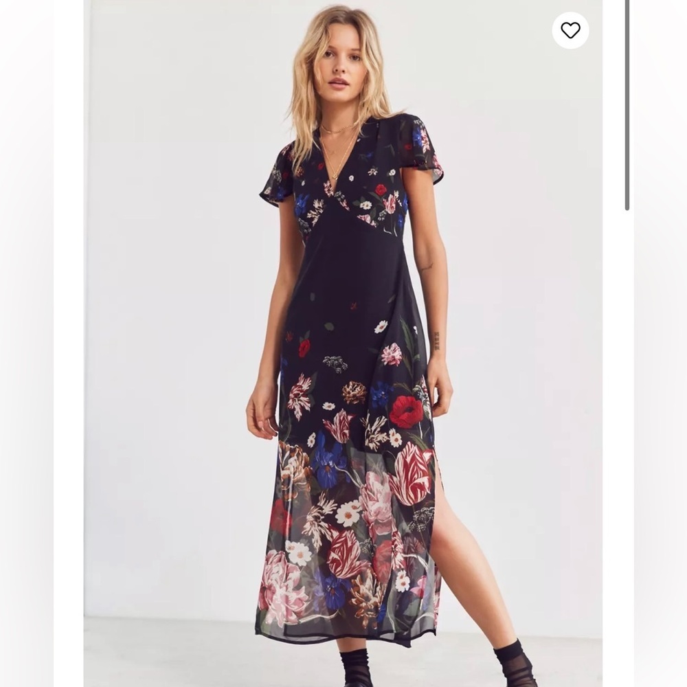 Urban Outfitters Kimchi Blue Floral Print Midi Dress